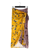 Set de blusa y falda anudada