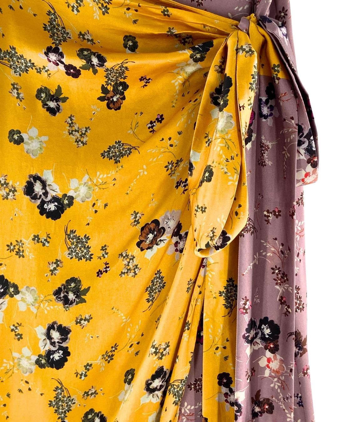 Set de blusa y falda anudada