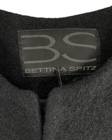 Abrigo en paño cut out