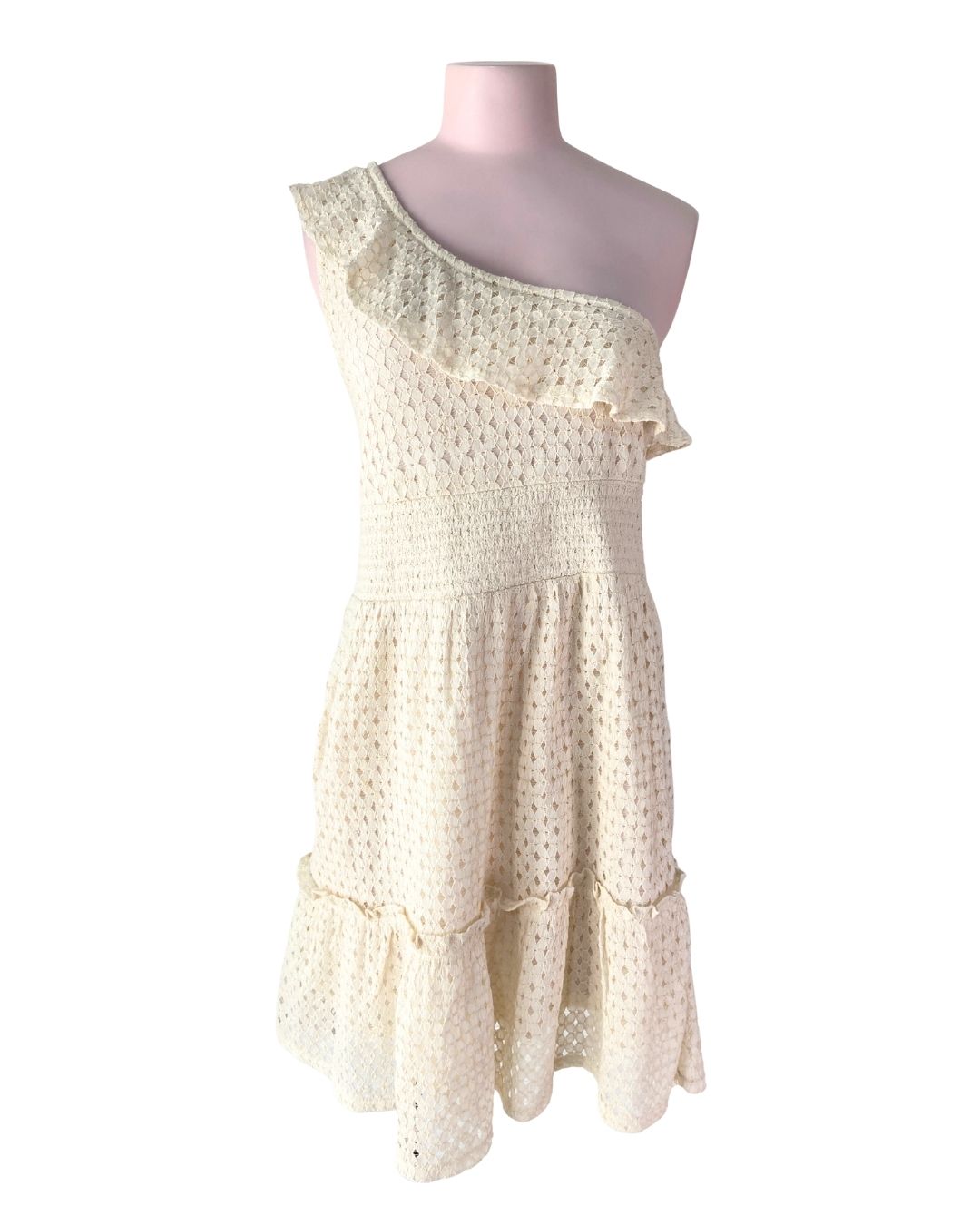 Vestido mini one shoulder