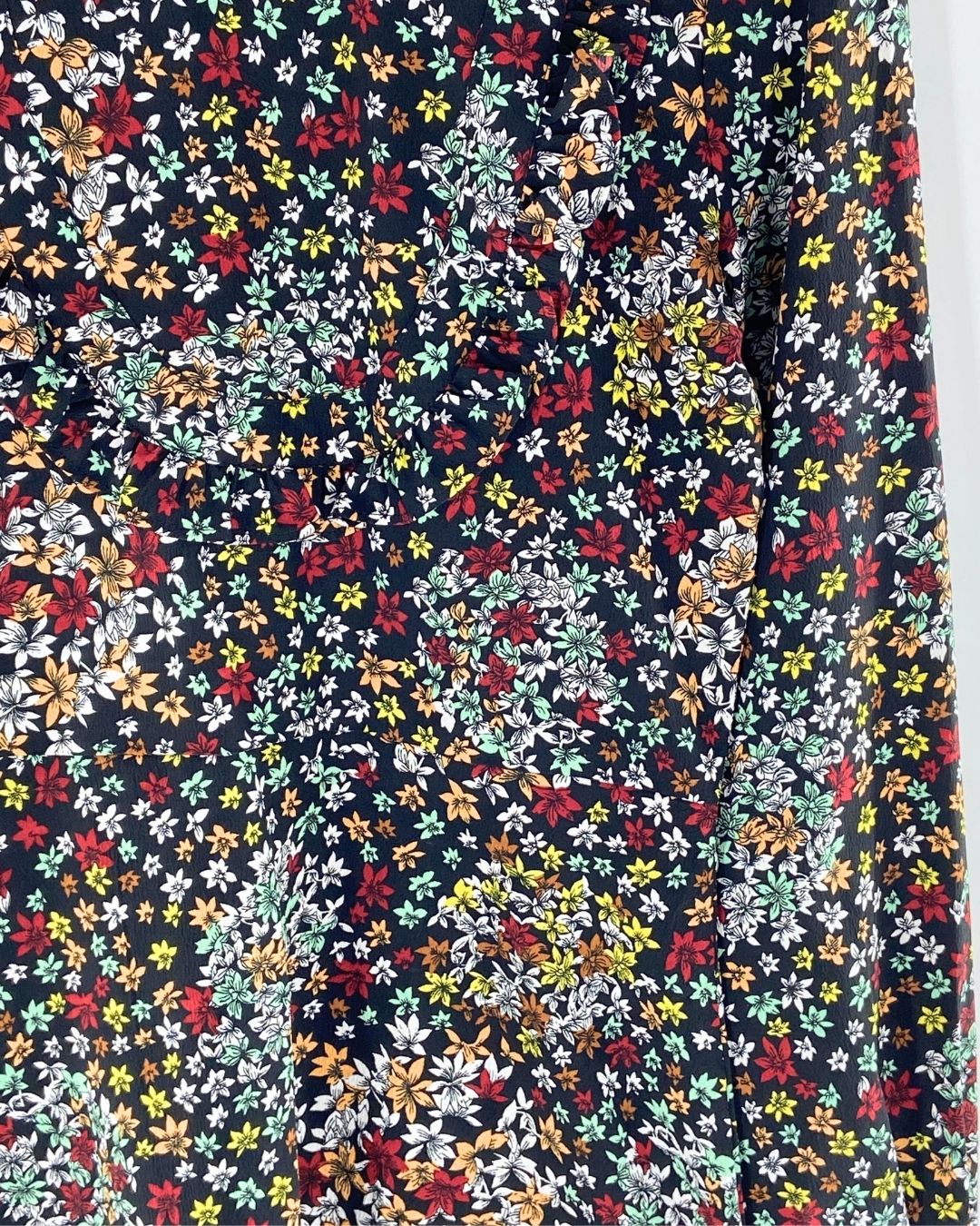 Vestido midi print mini flores