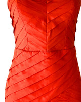 Vestido mini strapless