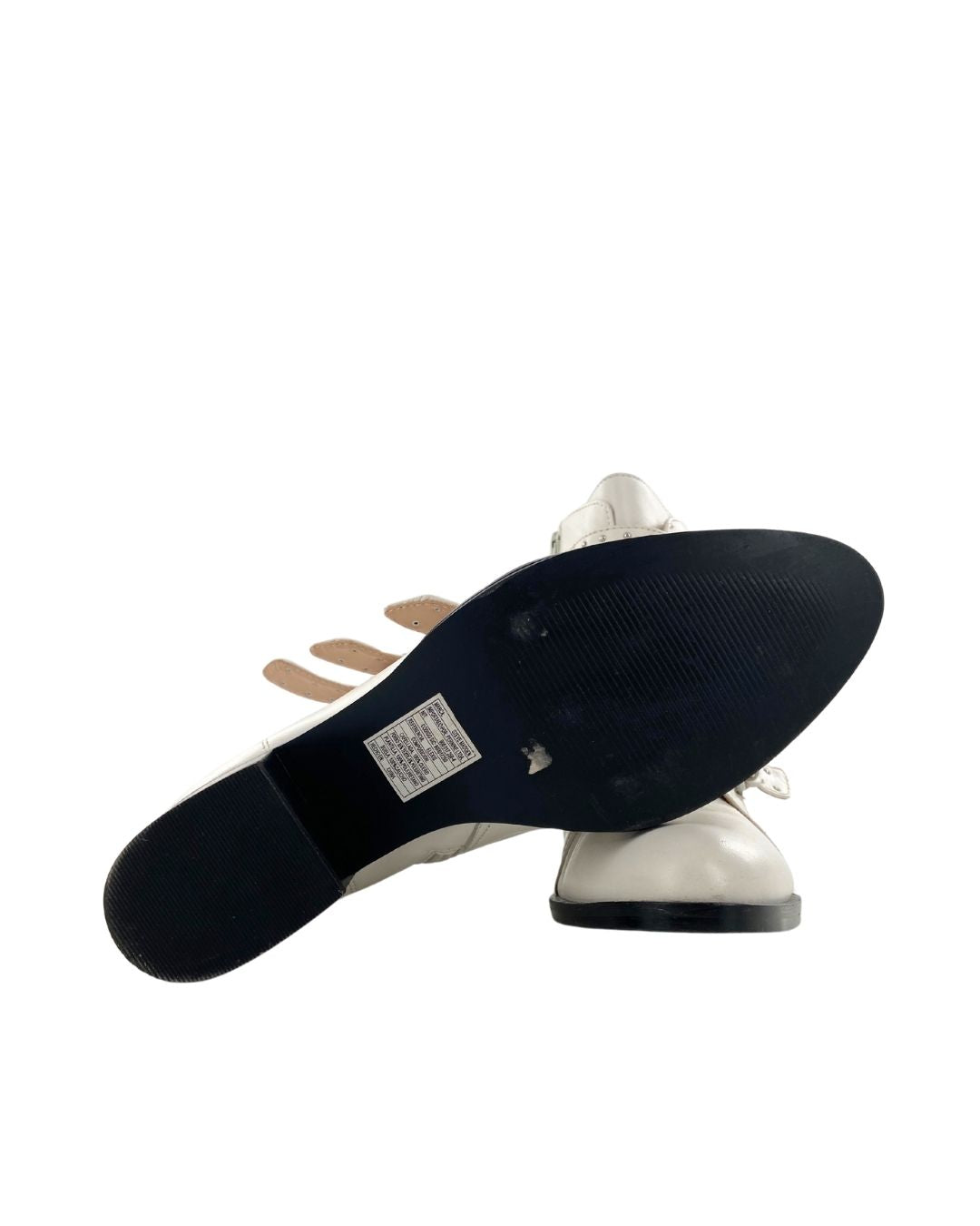 Botines en cuero con correas