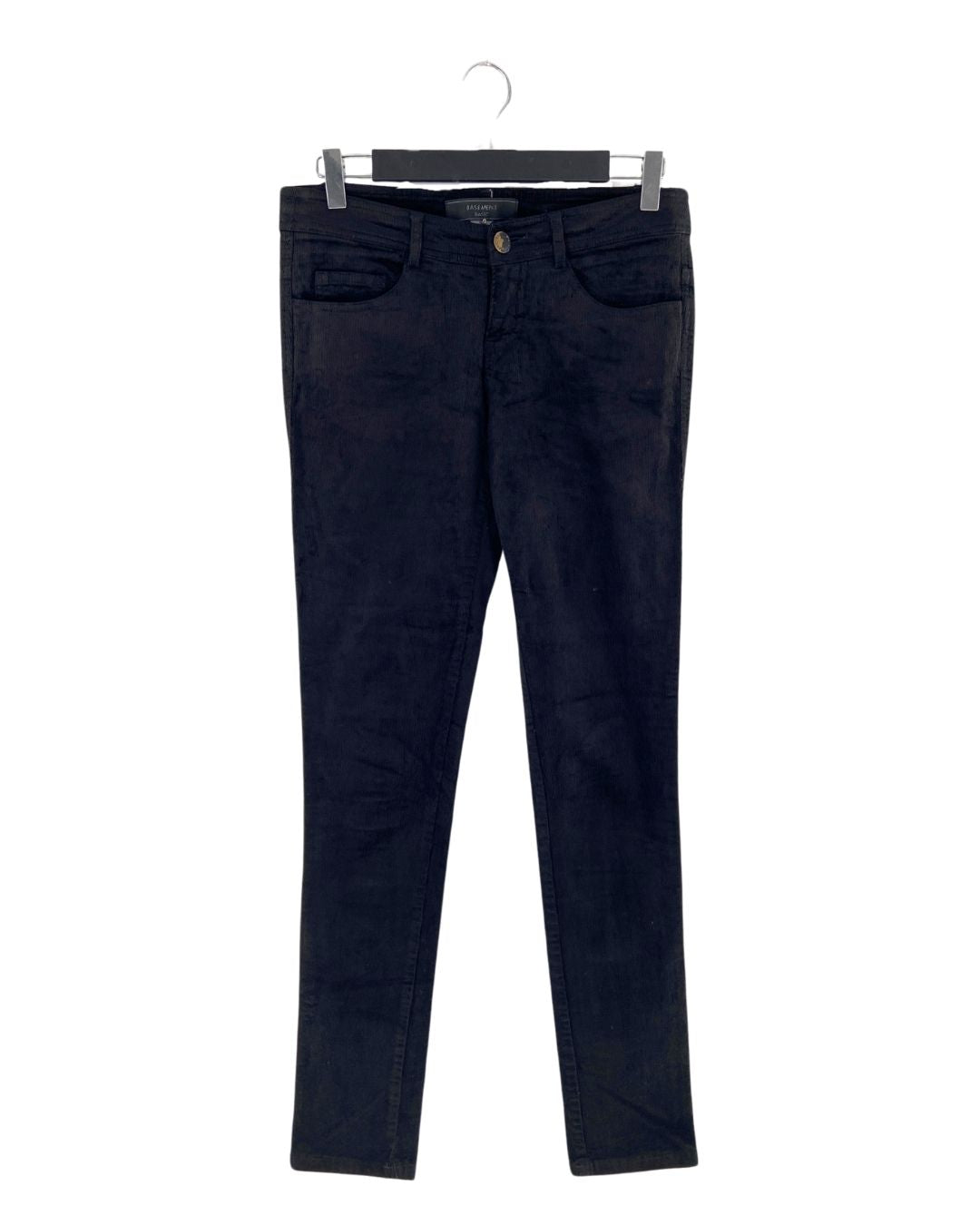 Pantalón rigído en pana