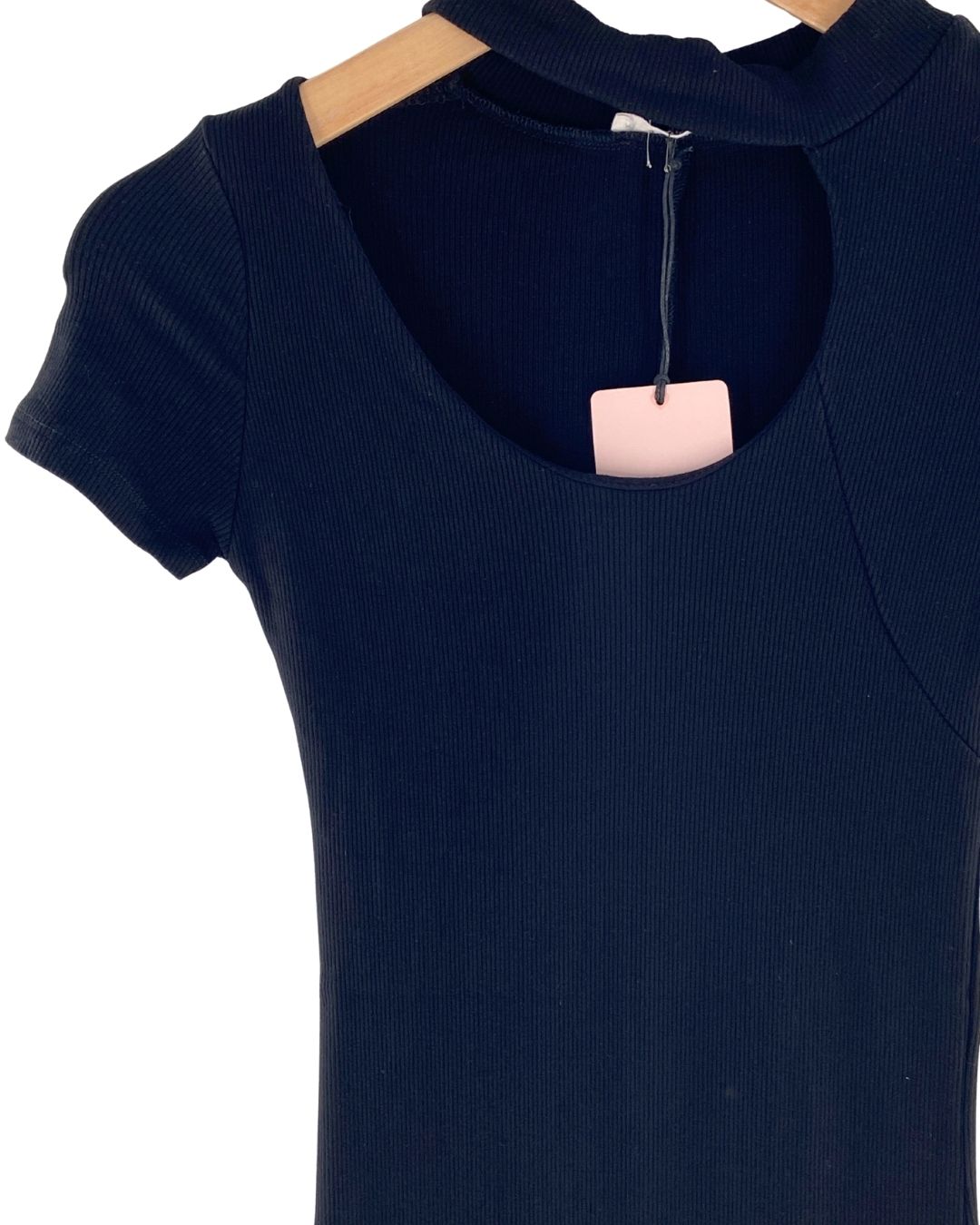 Vestido mini canalé cut out