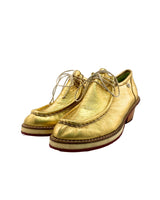 Mocasines con acabado metálico
