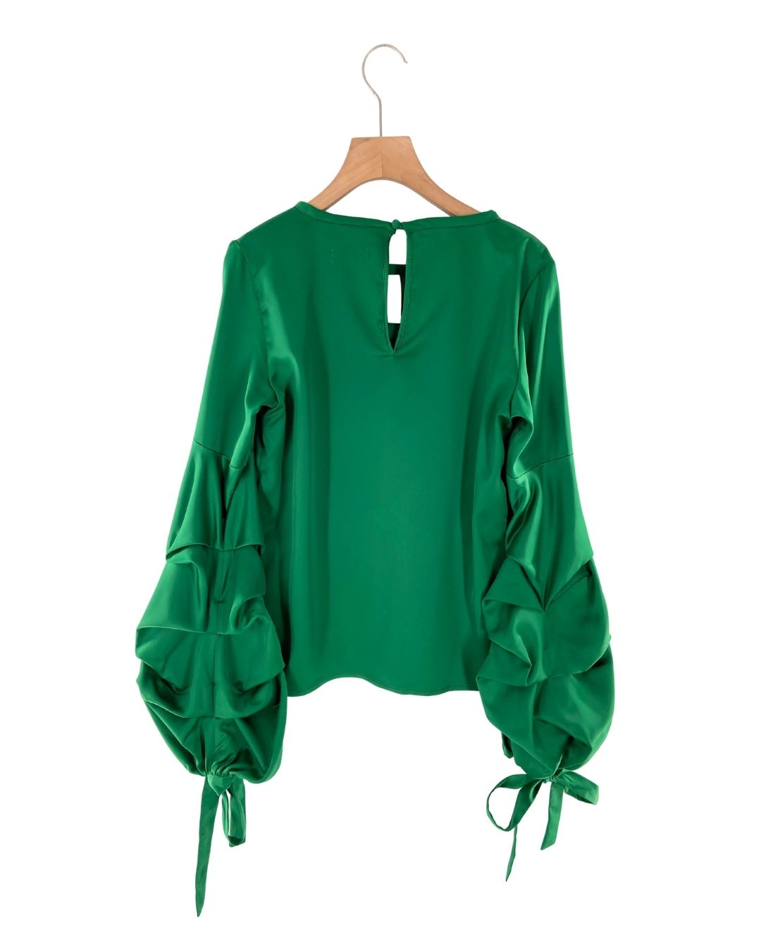 Blusa satinada magas panal