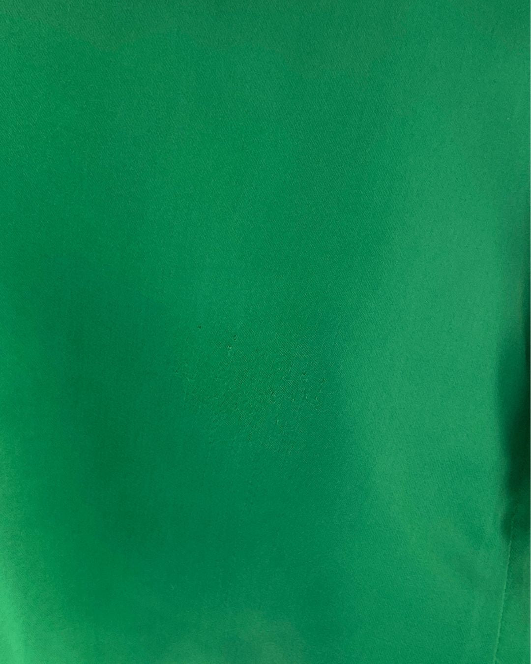 Blusa satinada magas panal