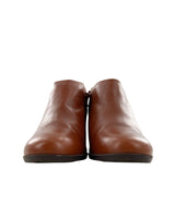 Botines bajos con cremallera