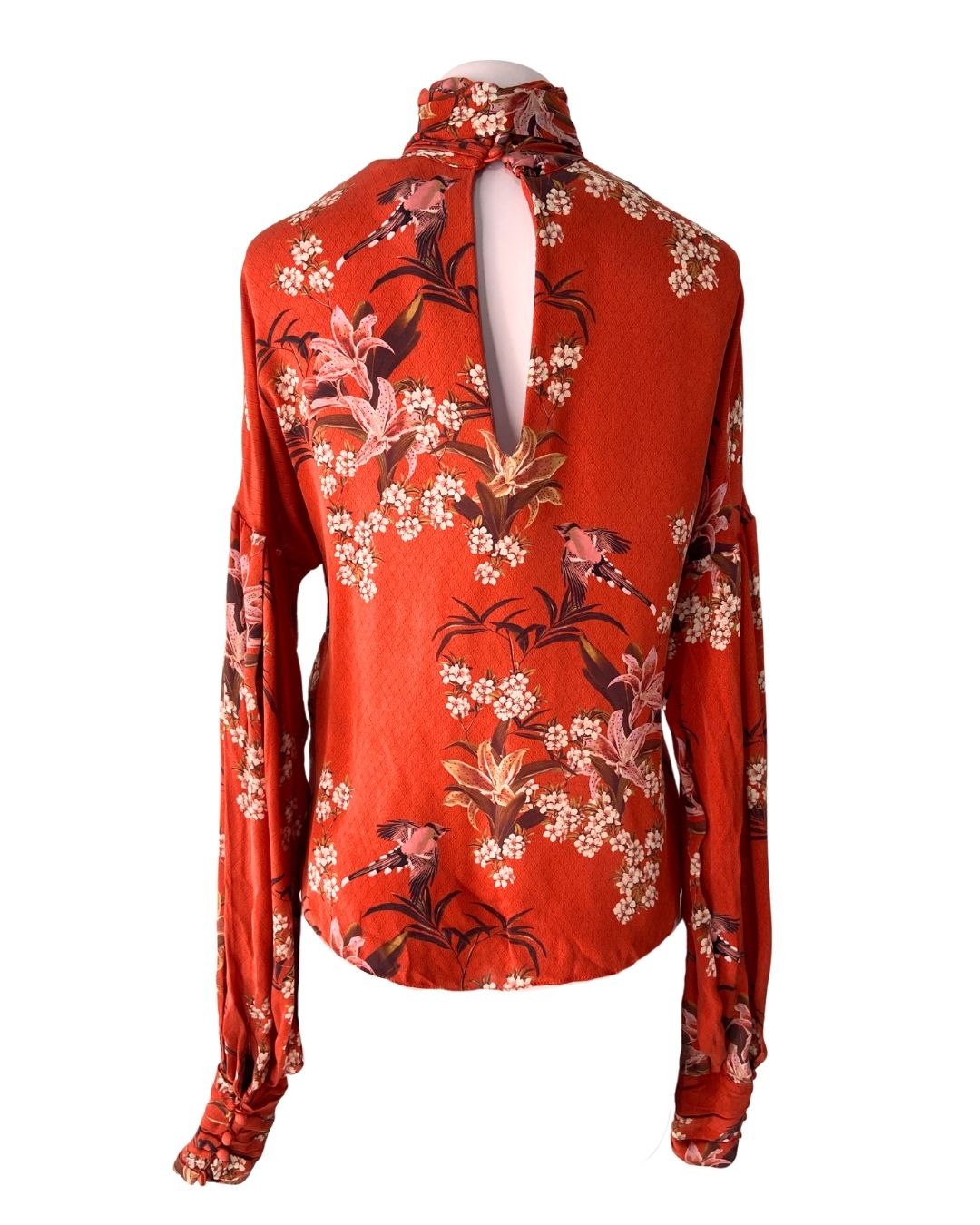 Blusa en seda print flores