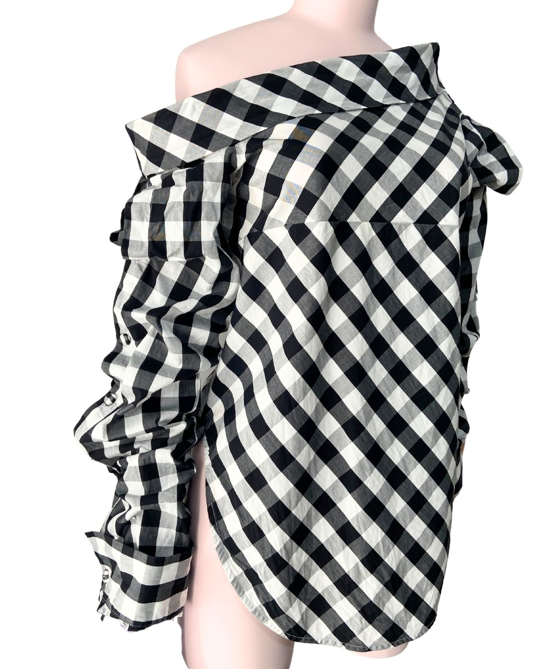 Blusa mangas extra largas