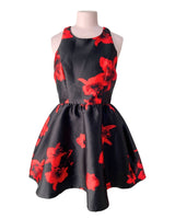 Vestido satinado estructurado