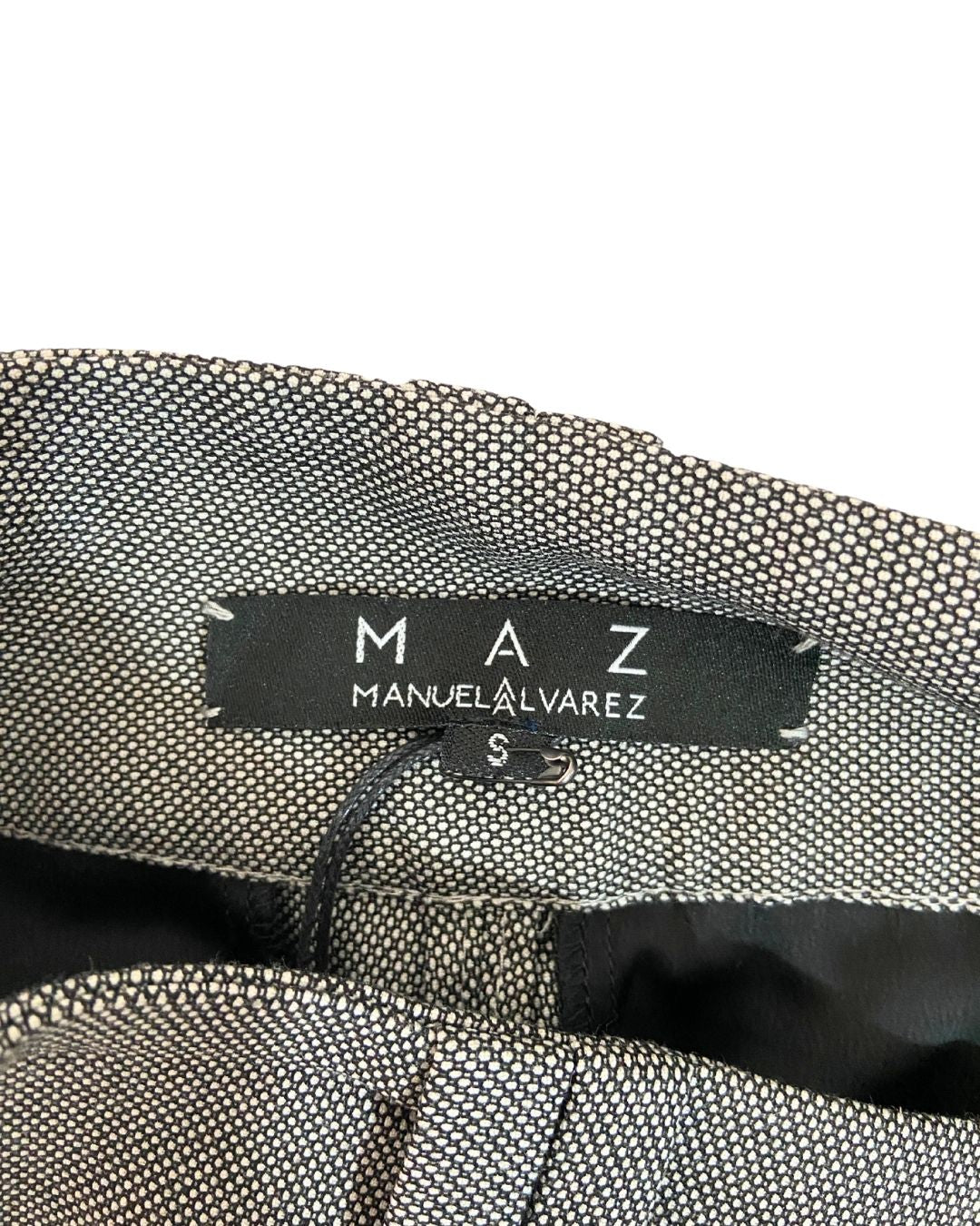 Pantalón sastre con recamado