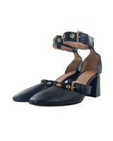 Zapatos con correa al tobillo