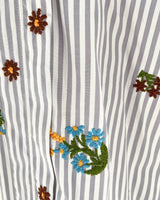 Blusa a rayas con bordados