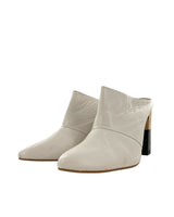 Suecos de cuero