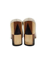 Suecos de cuero