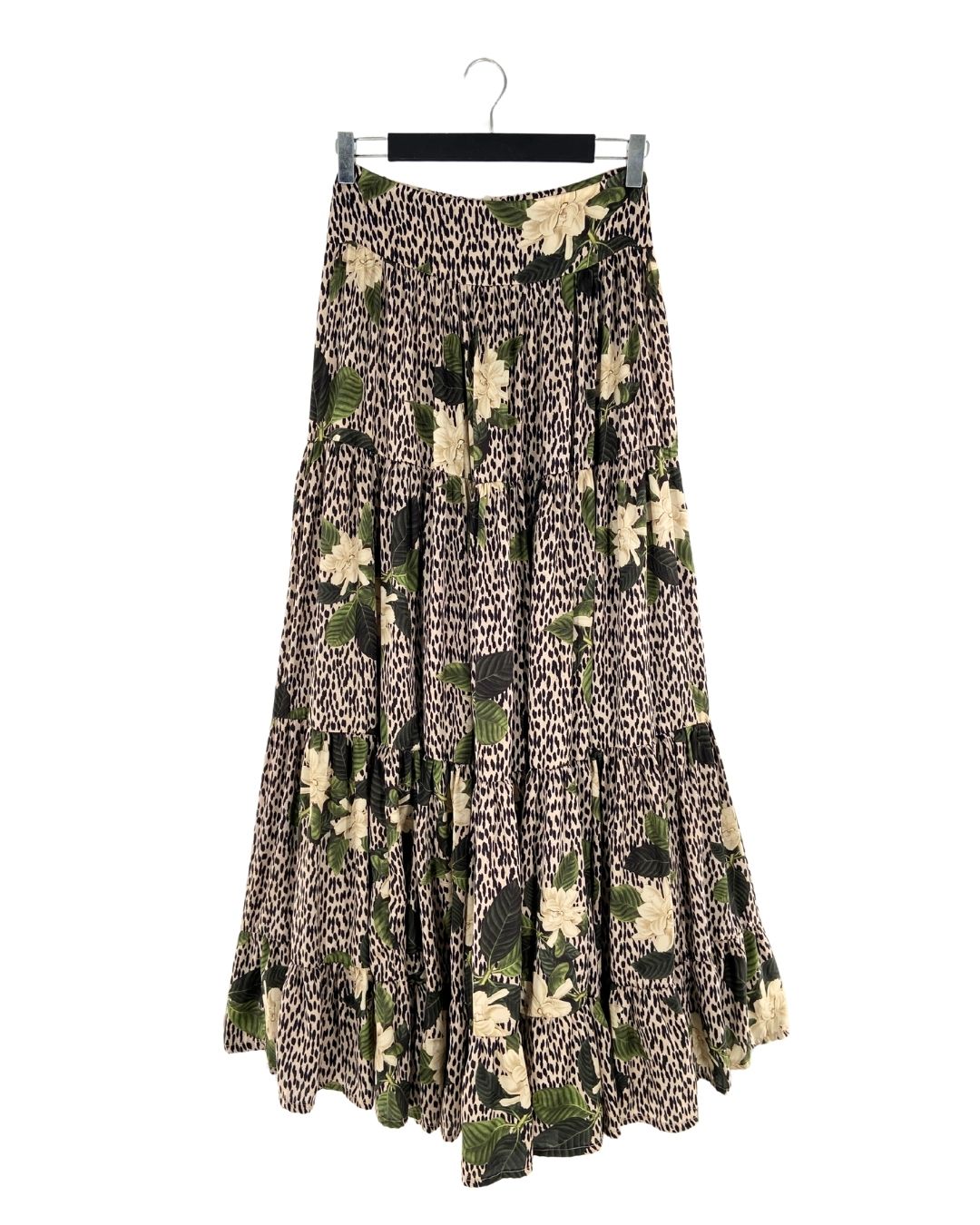 Maxi falda amplia satinada