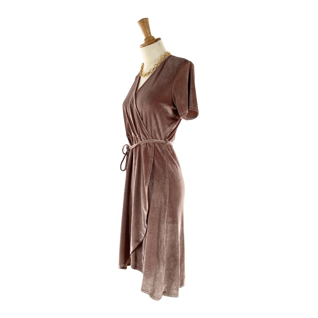 Vestido midi manga corta