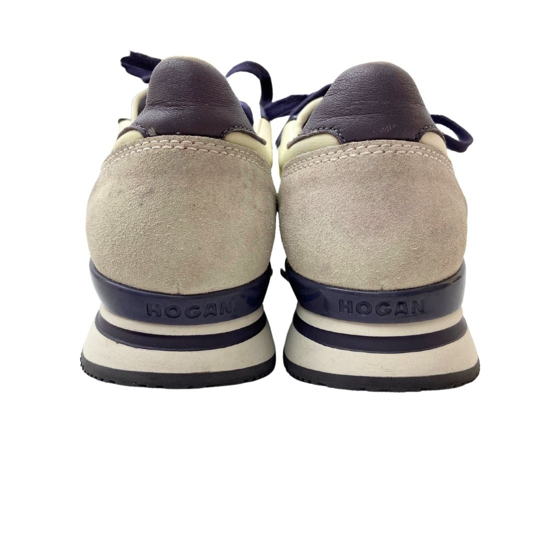 Tenis casuales gamuza
