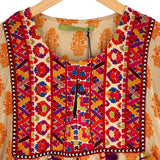 Blusa manga corta con pompones