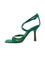 Sandalias cruzadas