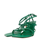 Sandalias cruzadas