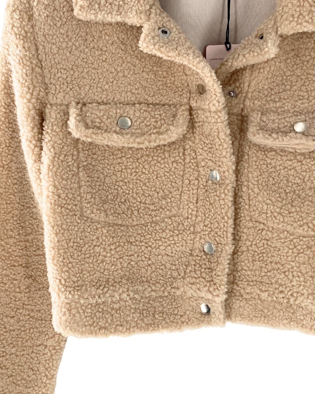 Chaqueta crop afelpada