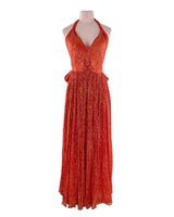 Vestido anudado en cuello