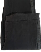Pantalón recto con lineas