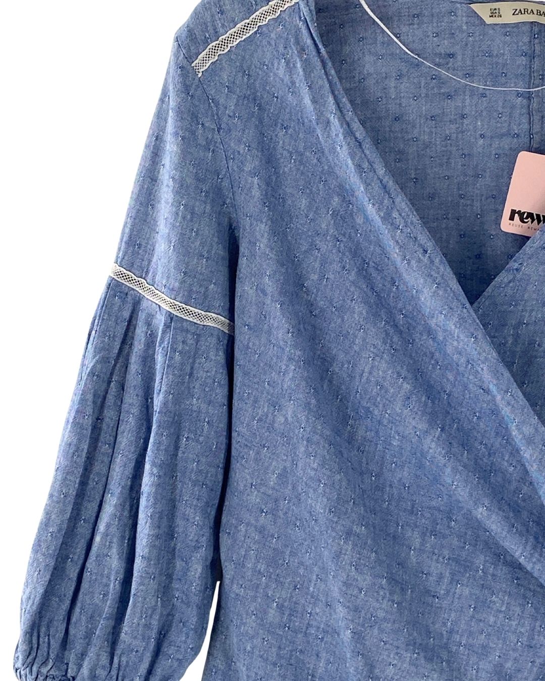 Blusa anudada con textura