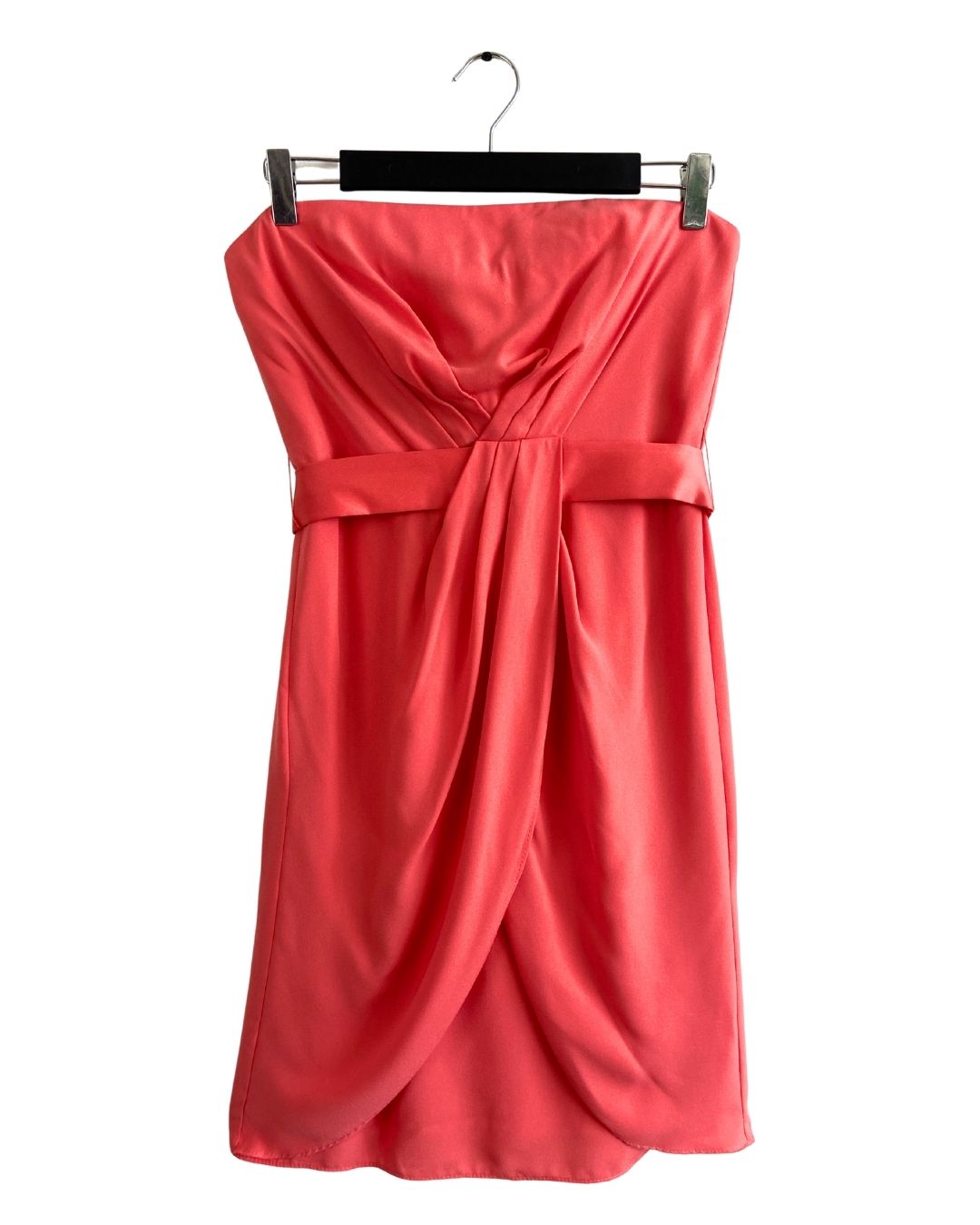 Vestido mini strapless