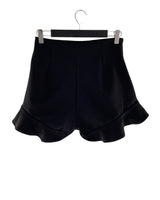 Short suit con vuelo