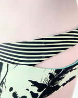 Bikini print flores y dots