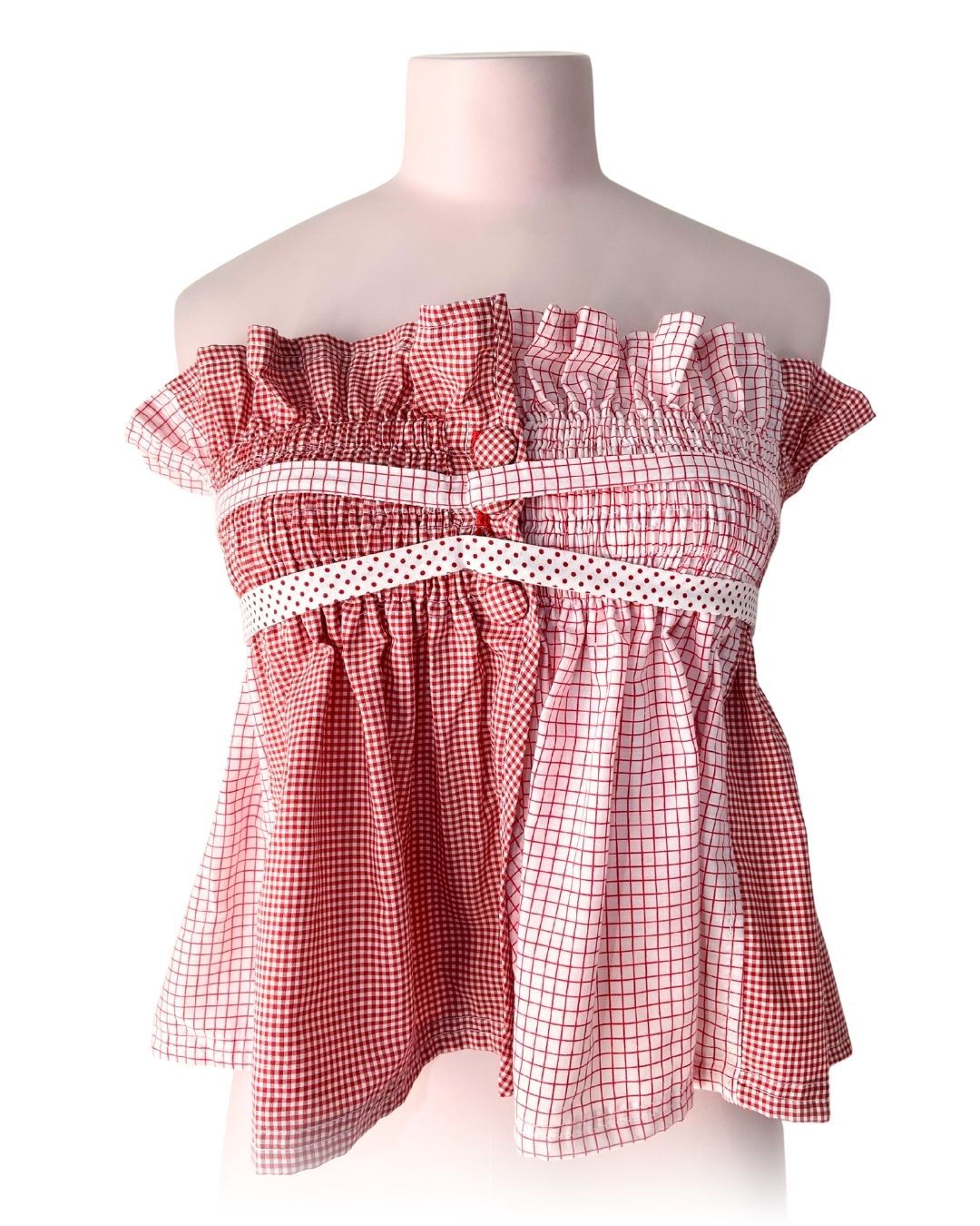 Blusa strapless con anudados