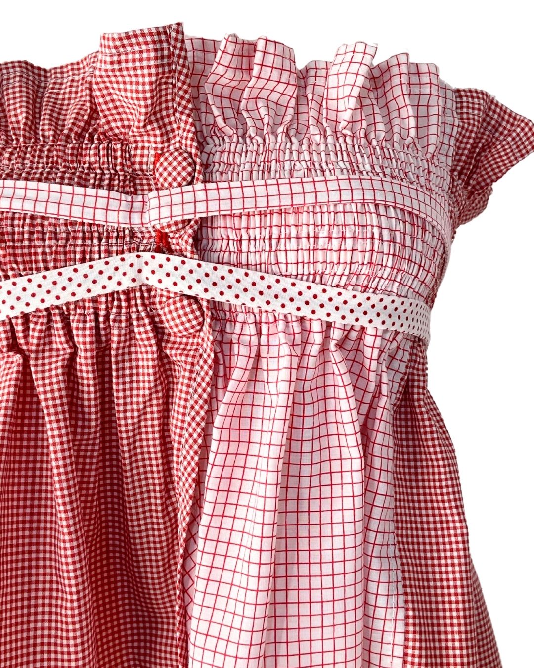 Blusa strapless con anudados