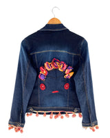 Chaqueta en denim con rosetas