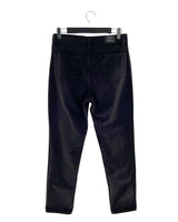 Jean tipo boyfriend fit rígido