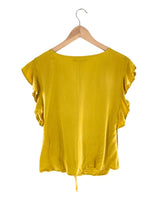 Blusa con vuelo en mangas