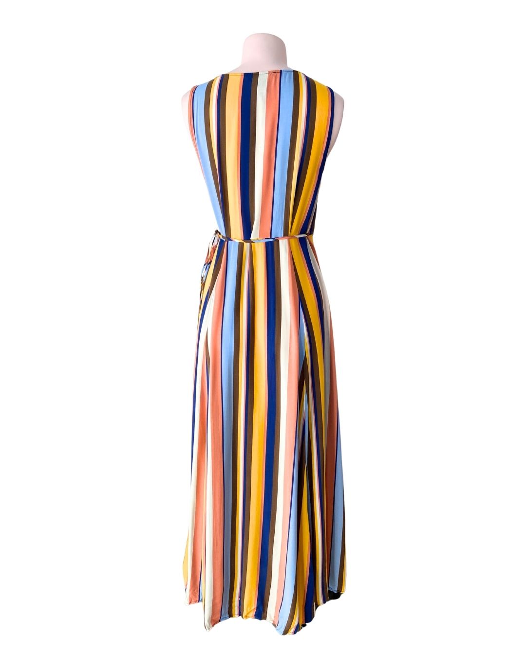 Maxi vestido wrap a rayas