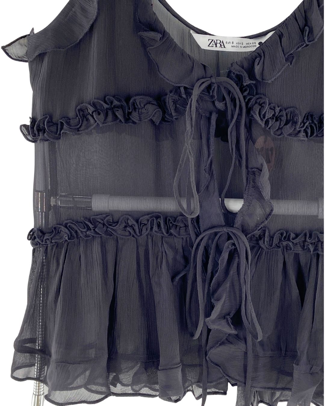 Blusa anudada en delantero