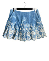 Falda mini con bordado