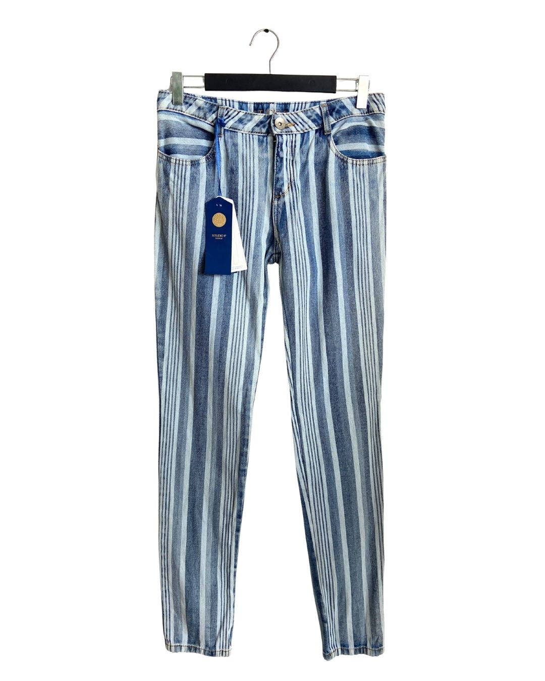 Jean skinny rigído a rayas