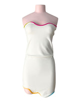 Vestido mini strapless