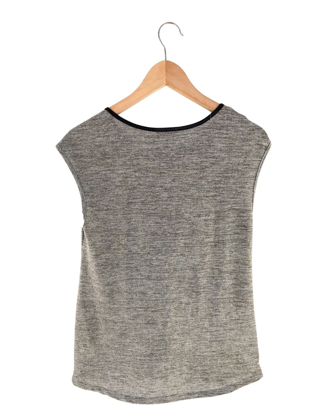 Blusa sleeveless
