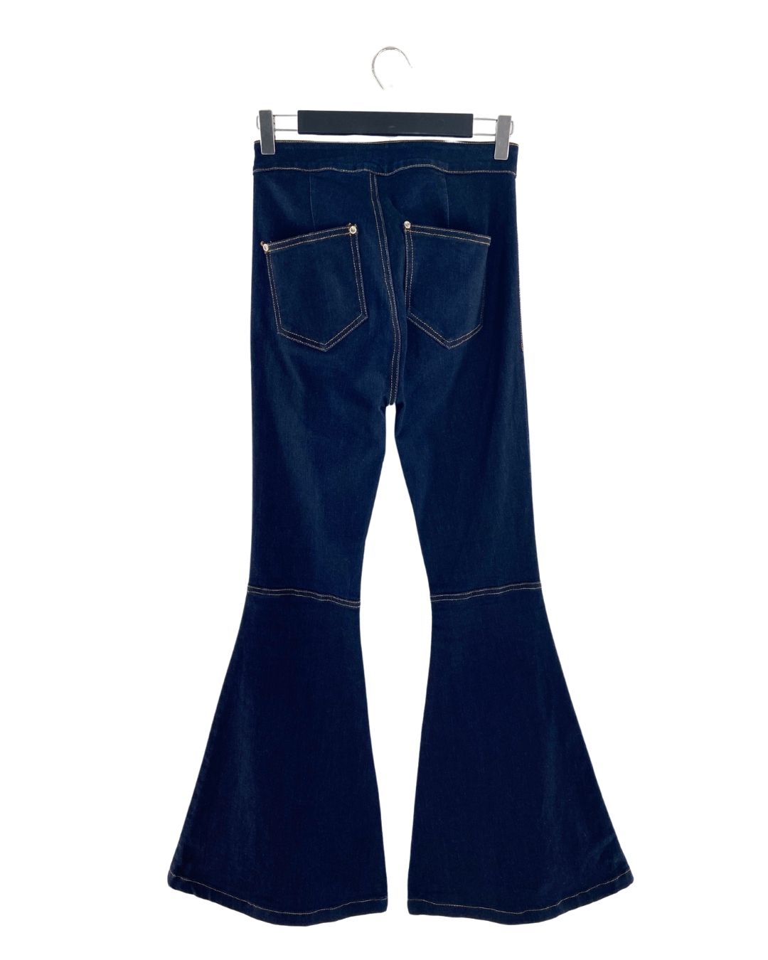 Jean stretch flare tiro alto