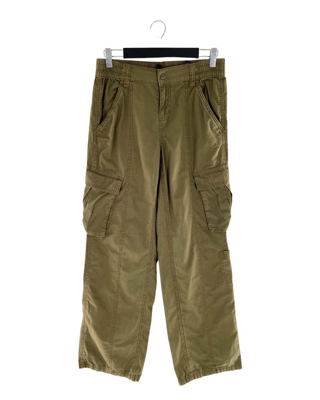 Pantalón wide leg tipo cargo