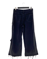 Jean rigído botas deshiladas