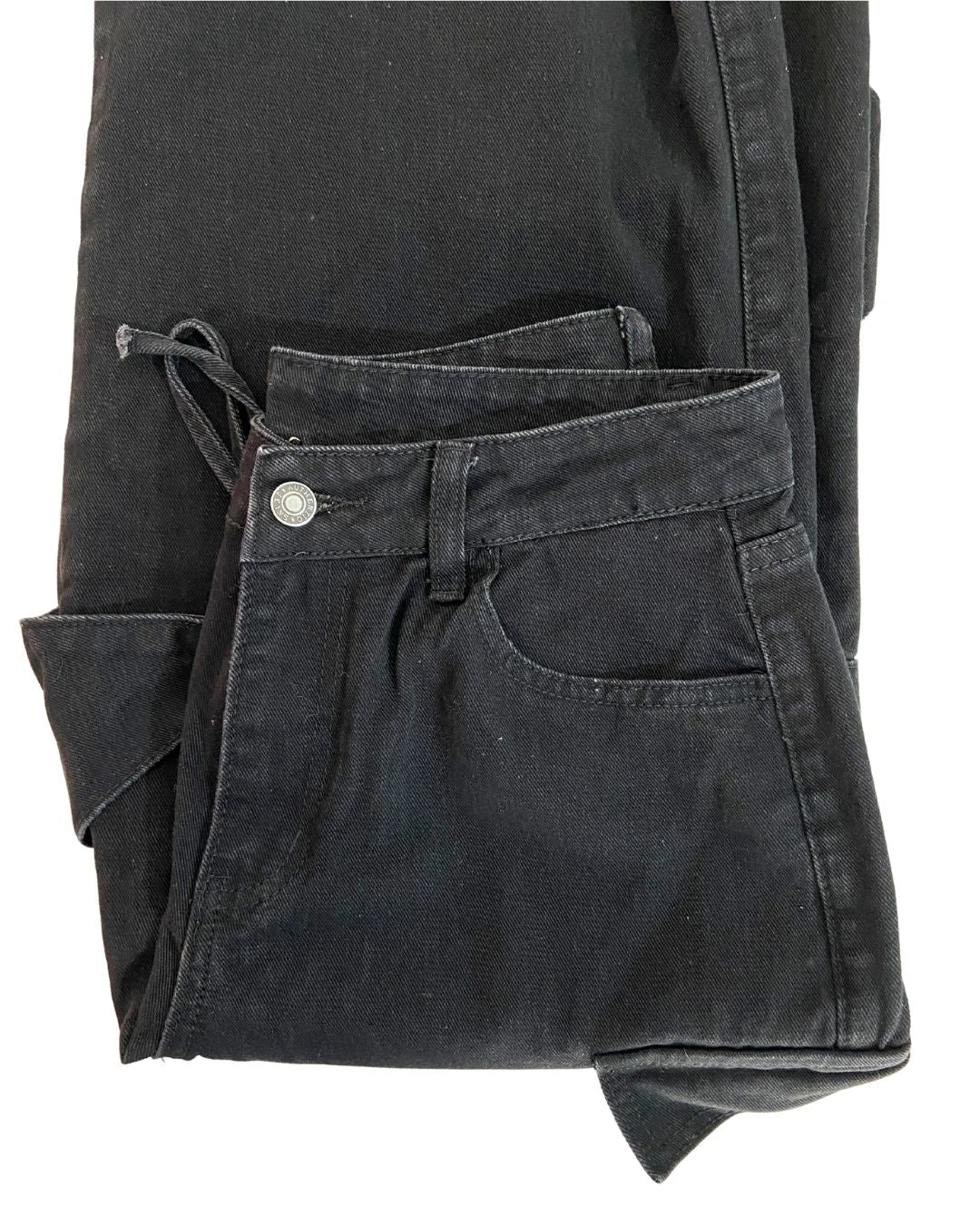 Jean rigído botas deshiladas