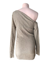 Blusa one shoulder